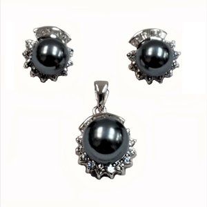 Sterling Silver with Pearl/Cubic Zirconia Set